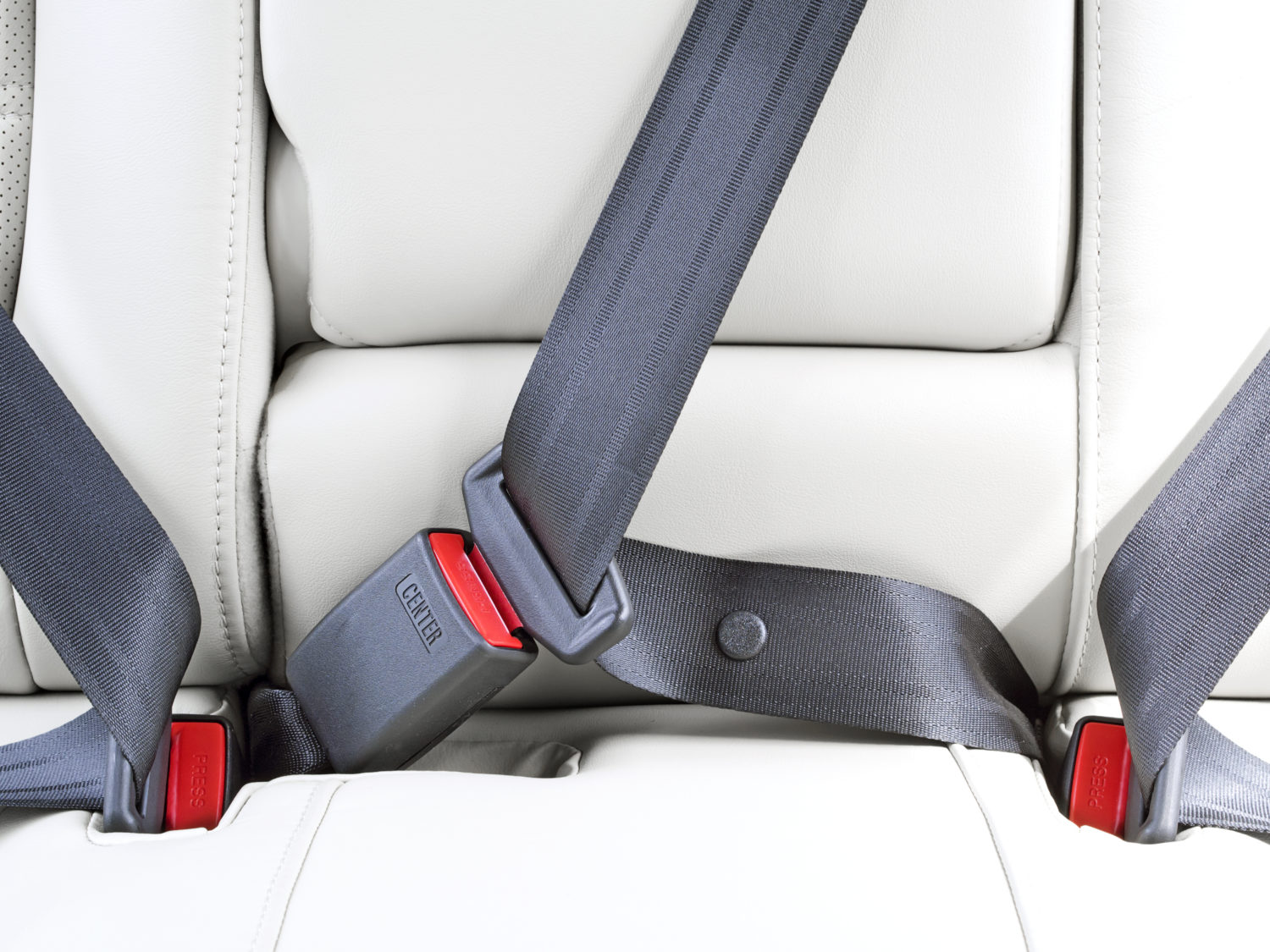 Применение ремней безопасности. Seat Belt, Safety 95.241-210. Wear a Seat Belt. VAG 8 гр., VW, Seat Belt. Ремни безопасности пассажиров задних рядов т4.